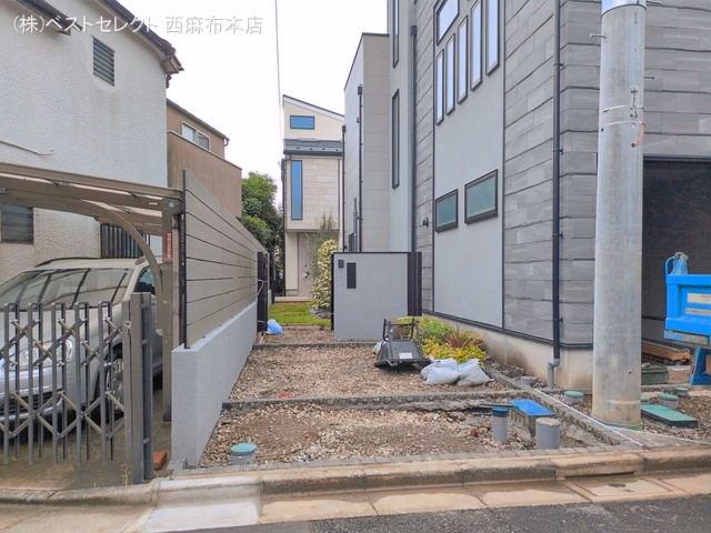 東京都杉並区和泉３丁目の新築戸建て外構写真 2026年6月28日撮影
