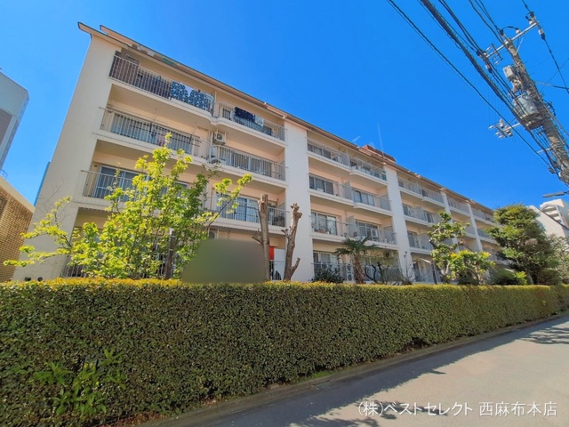 東京都新宿区百人町２丁目のマンション『大久保ハウス』外観写真 2026年4月7日撮影