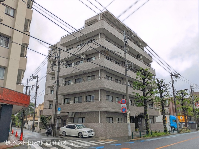 東京都中野区江古田４丁目のマンション『ドムール江古田』外観写真 2026年4月30日撮影