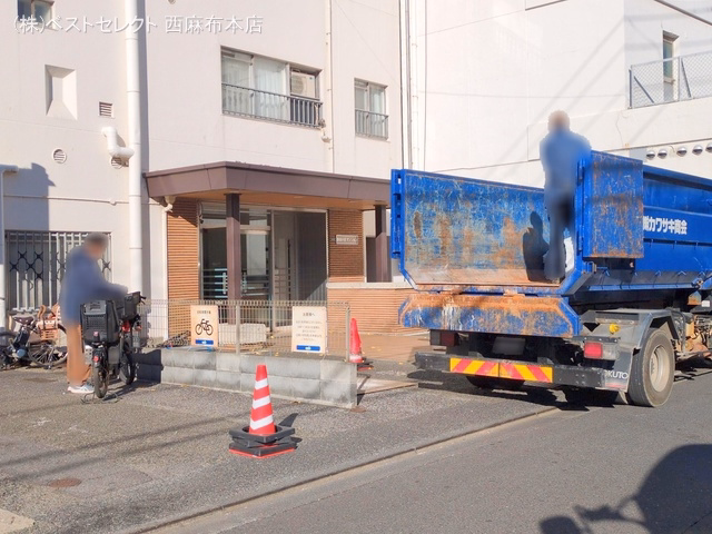 東京都新宿区下落合３丁目のマンション『目白が丘マンション』外観写真 2025年12月11日撮影