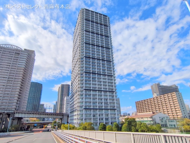 東京都港区港南３丁目のマンション『ベイクレストタワー』外観写真 2025年10月27日撮影