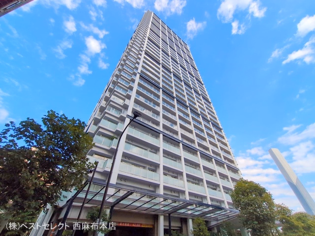 東京都港区港南３丁目のマンション『ベイクレストタワー』外観写真 2025年10月27日撮影
