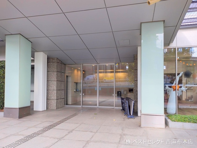 東京都港区港南３丁目のマンション『ベイクレストタワー』外観写真 2025年10月27日撮影