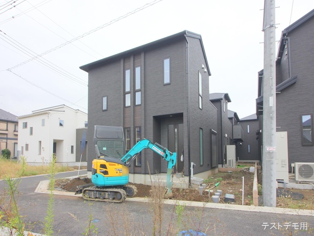 埼玉県さいたま市西区大字佐知川の新築戸建て外構写真 2022年10月13日撮影