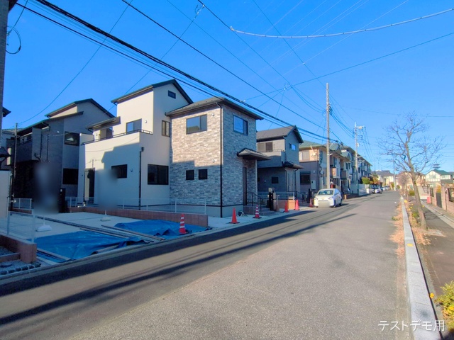 埼玉県さいたま市緑区大字中尾の新築戸建て完成写真 2024年12月12日撮影