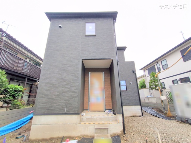 埼玉県さいたま市西区大字中野林の新築戸建て外構写真 2025年6月11日撮影