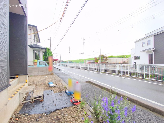 埼玉県さいたま市西区大字中野林の新築戸建て外構写真 2025年6月11日撮影