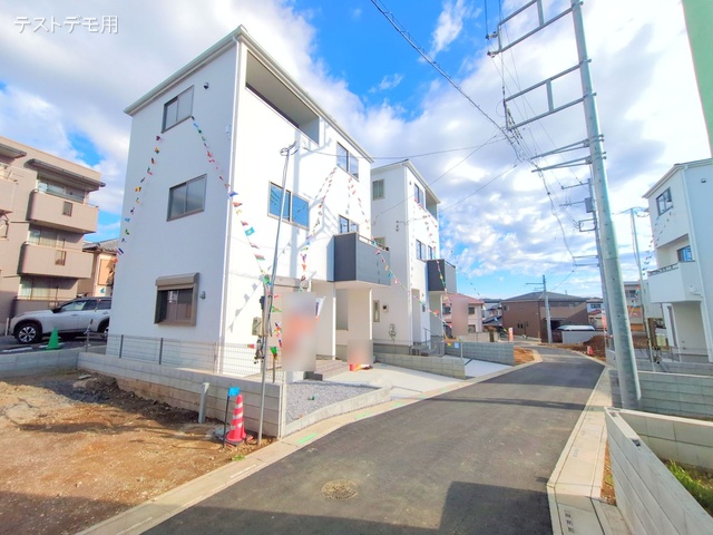 埼玉県さいたま市浦和区瀬ヶ崎４丁目の新築戸建て完成写真 2025年12月21日撮影