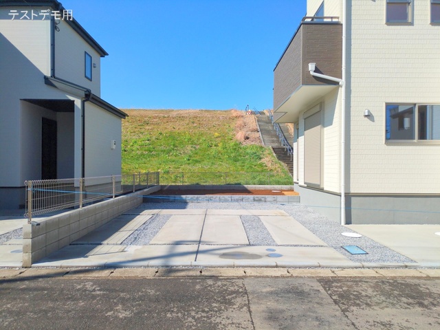 埼玉県さいたま市西区大字中野林の新築戸建て完成写真 2025年3月17日撮影