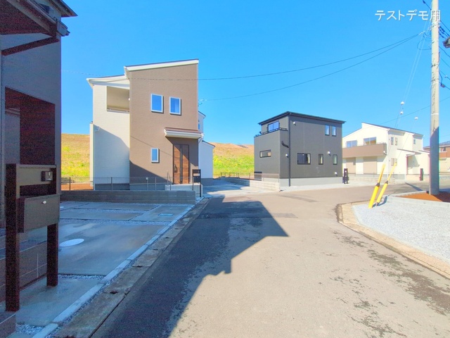埼玉県さいたま市西区大字中野林の新築戸建て完成写真 2025年3月17日撮影
