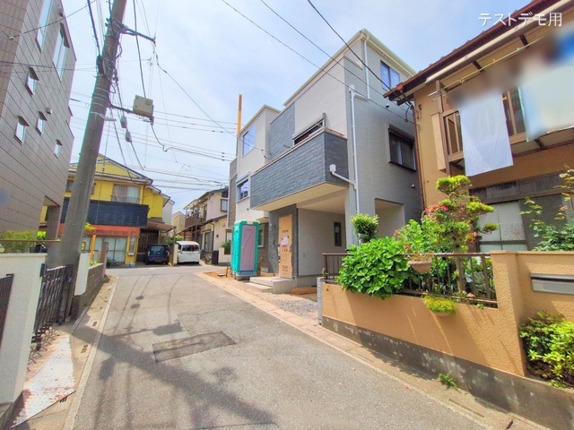 埼玉県さいたま市大宮区北袋町2丁目の新築戸建て外構写真 2025年5月15日撮影