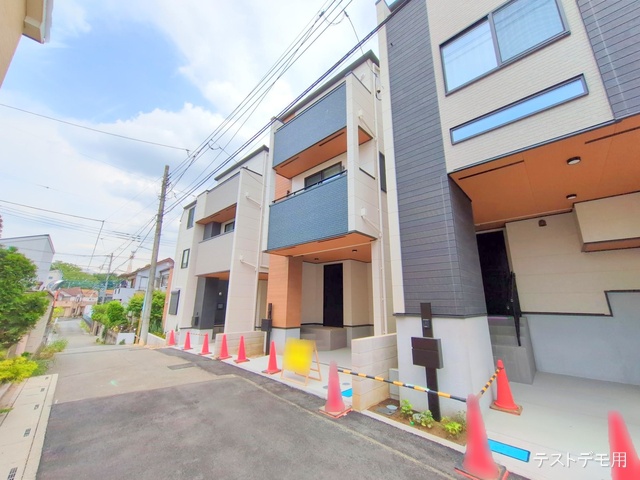 埼玉県さいたま市大宮区北袋町2丁目の新築戸建て外構写真 2025年5月15日撮影