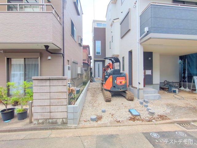埼玉県さいたま市中央区上落合6丁目の新築戸建て外構写真 2025年6月26日撮影