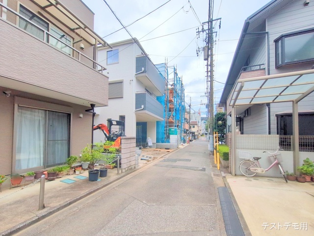 埼玉県さいたま市中央区上落合6丁目の新築戸建て外構写真 2025年6月26日撮影