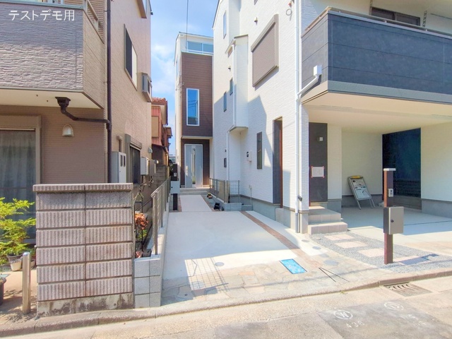 埼玉県さいたま市中央区上落合6丁目の新築戸建て完成写真 2025年7月23日撮影