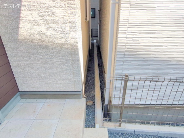 埼玉県さいたま市中央区上落合6丁目の新築戸建て完成写真 2025年8月27日撮影