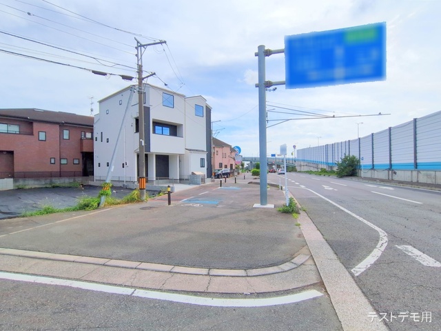 埼玉県さいたま市大宮区上小町の新築戸建て完成写真 2025年7月17日撮影