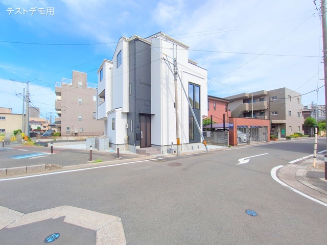 埼玉県さいたま市大宮区上小町の新築戸建て完成写真 2025年7月17日撮影