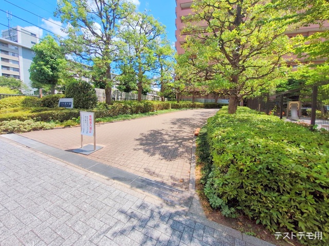東京都江東区北砂3丁目のマンション『コスモ西大島グランステージ南棟』エントランス写真 2025年7月30日撮影