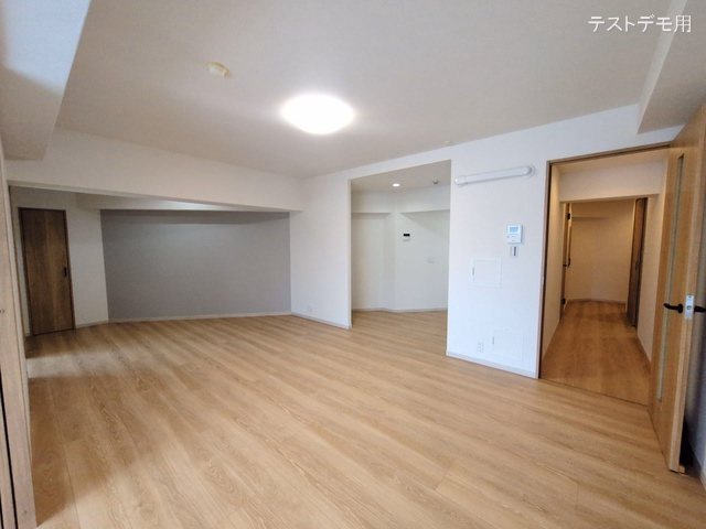 ストークマンション南浦和 リビング