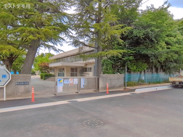蕨市立西小学校