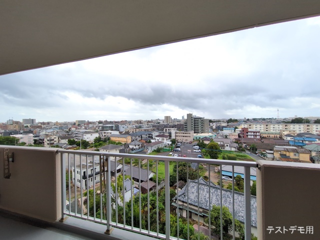 埼玉県さいたま市北区日進町２丁目のマンション『シャルム大宮日進』バルコニー写真 2025年7月15日撮影