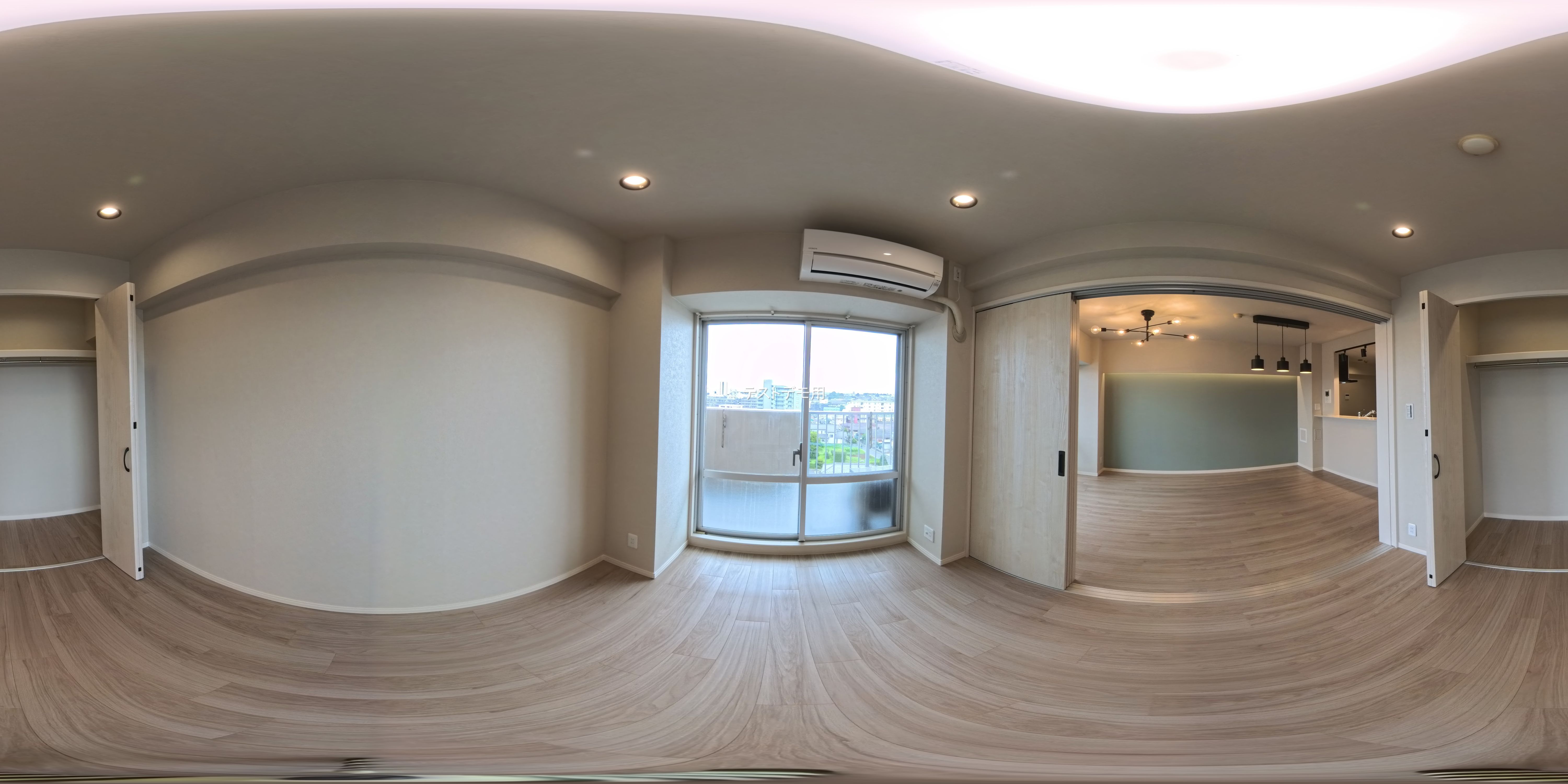 埼玉県さいたま市北区日進町２丁目のマンション『シャルム大宮日進』パノラマ（居室メイン）写真 2025年7月15日撮影
