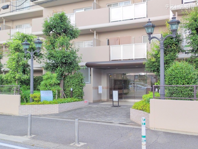 埼玉県さいたま市北区日進町２丁目のマンション『シャルム大宮日進』外観写真 2025年7月7日撮影