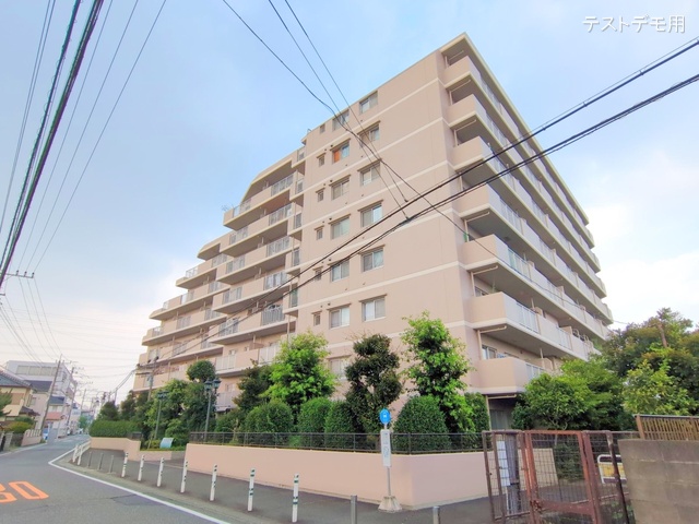 埼玉県さいたま市北区日進町２丁目のマンション『シャルム大宮日進』外観写真 2025年7月7日撮影