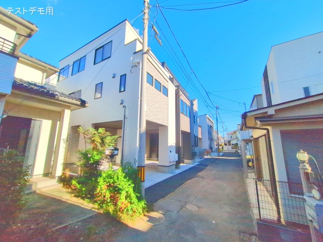 埼玉県さいたま市浦和区北浦和3丁目の新築戸建て完成写真 2025年12月3日撮影