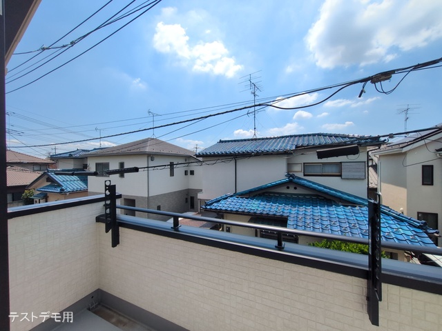 埼玉県さいたま市北区本郷町の新築戸建てバルコニー写真 2025年7月25日撮影