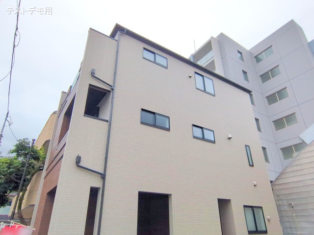 埼玉県さいたま市大宮区宮町5丁目の新築戸建て完成写真 2025年7月11日撮影