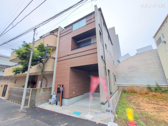 埼玉県さいたま市大宮区宮町5丁目の新築戸建て完成写真 2025年7月11日撮影
