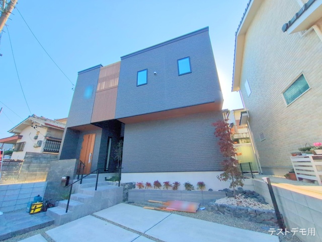 愛知県名古屋市守山区城土町の新築戸建て完成写真 2025年11月30日撮影