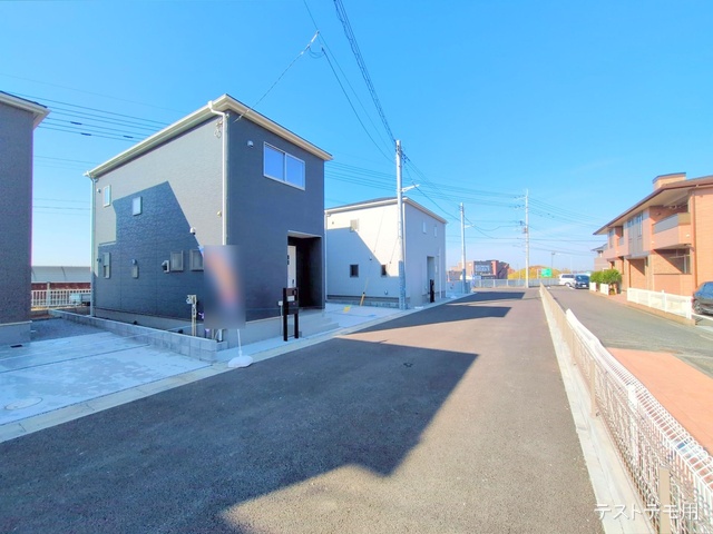 埼玉県さいたま市岩槻区西原台２丁目の新築戸建て完成写真 2025年11月26日撮影