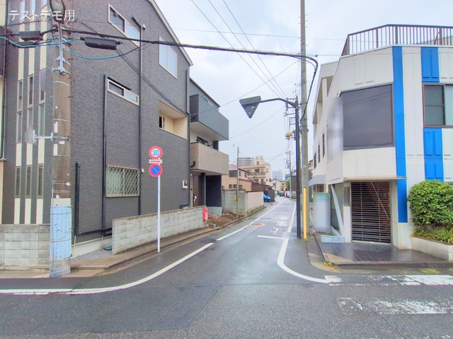 東京都墨田区墨田4丁目の新築戸建て外構写真 2025年9月4日撮影