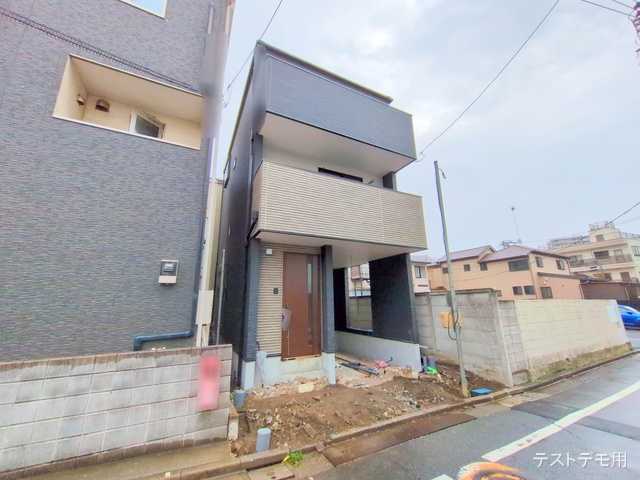 東京都墨田区墨田4丁目の新築戸建て外構写真 2025年9月4日撮影