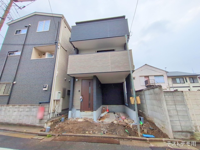 東京都墨田区墨田4丁目の新築戸建て外構写真 2025年9月4日撮影
