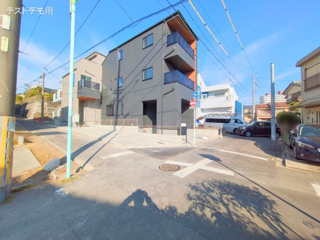 愛知県名古屋市瑞穂区津賀田町3丁目の新築戸建て完成写真 2025年12月1日撮影