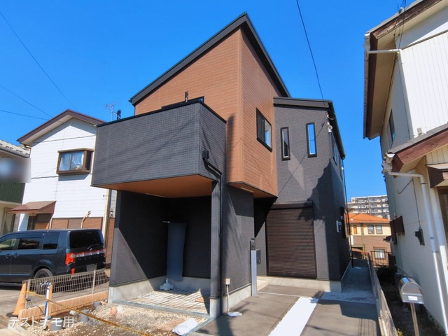 埼玉県さいたま市緑区大字中尾の新築戸建て外構写真 2026年3月10日撮影