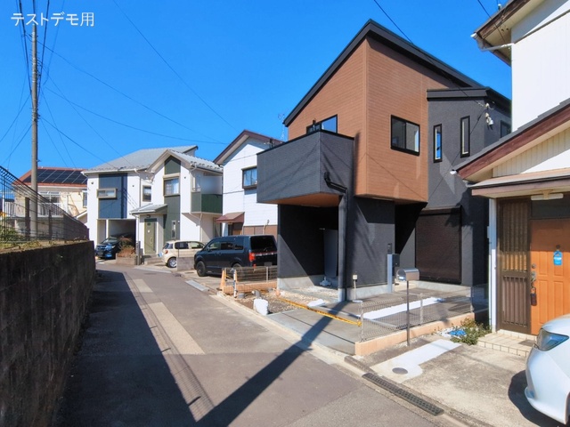 埼玉県さいたま市緑区大字中尾の新築戸建て外構写真 2026年3月10日撮影