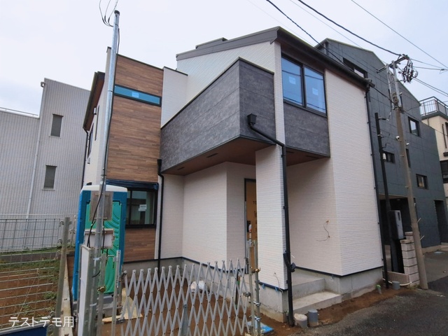 埼玉県さいたま市浦和区大東１丁目の新築戸建て外構写真 2026年3月15日撮影