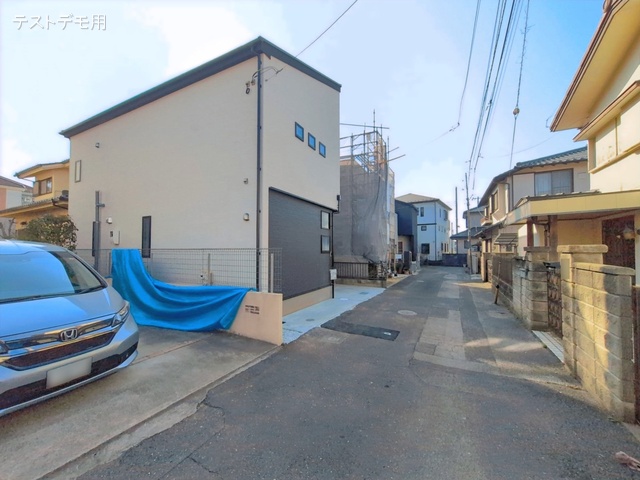 埼玉県さいたま市浦和区木崎１丁目の新築戸建て完成写真 2026年3月23日撮影