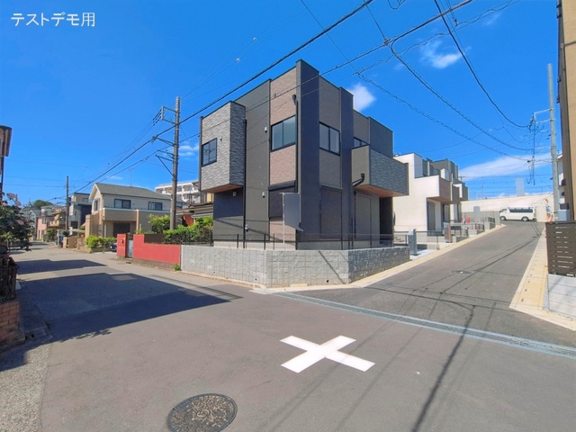 埼玉県さいたま市南区大字太田窪の新築戸建て完成写真 2026年5月28日撮影