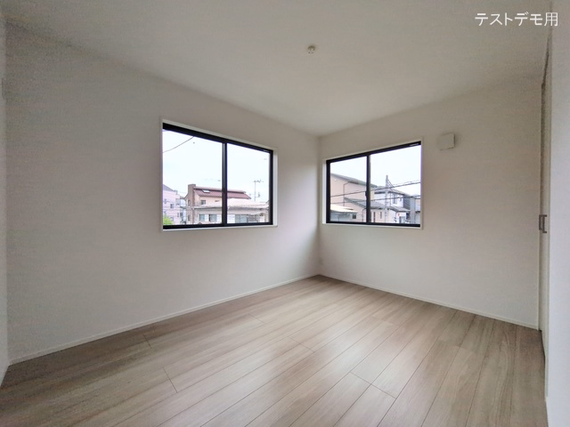 さいたま市南区大字太田窪(戸建)01 居室メイン