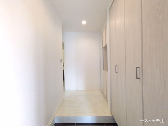 さいたま市南区大字太田窪(戸建)01 玄関