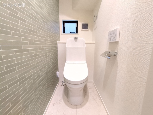 さいたま市南区大字太田窪(戸建)02 トイレ