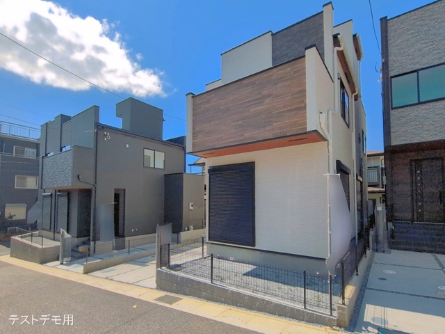 埼玉県さいたま市南区大字太田窪の新築戸建て完成写真 2026年5月28日撮影