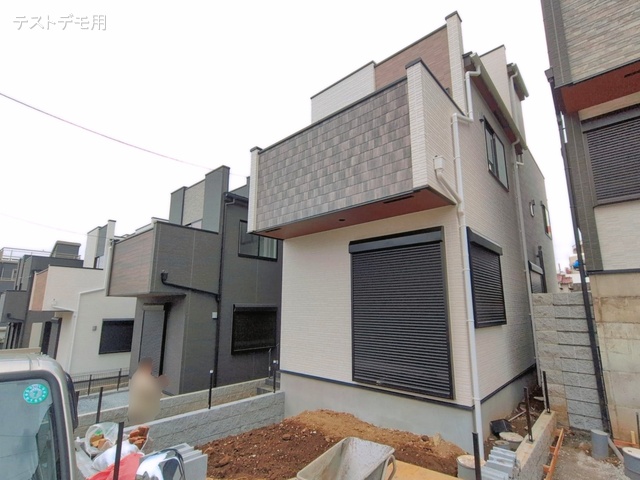 埼玉県さいたま市南区大字太田窪の新築戸建て外構写真 2026年4月29日撮影