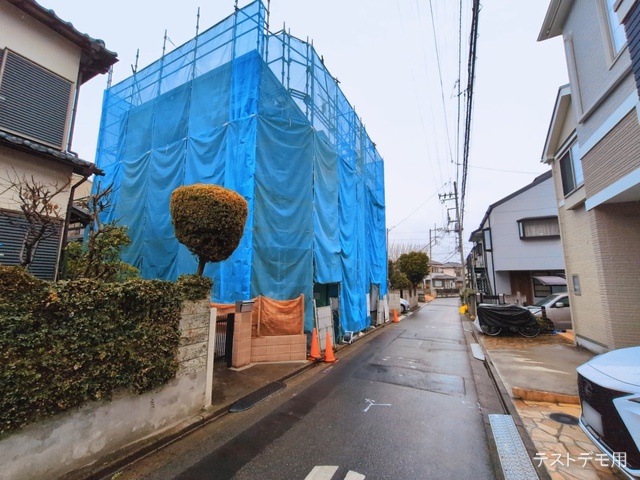 埼玉県さいたま市浦和区上木崎６丁目の新築戸建てシート写真 2026年3月2日撮影